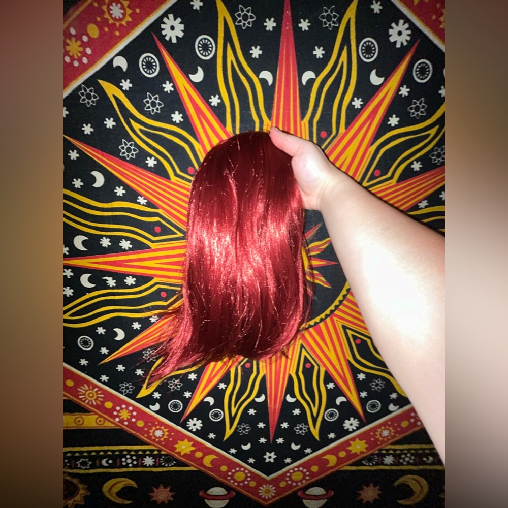 RED Wig Bundle - Picture 9 of 10